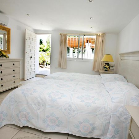 Exclusive Villa Las Palmeras Puerto Banus With Heated Private Swimming Pool, Marbella, Spain Eksteriør bilde